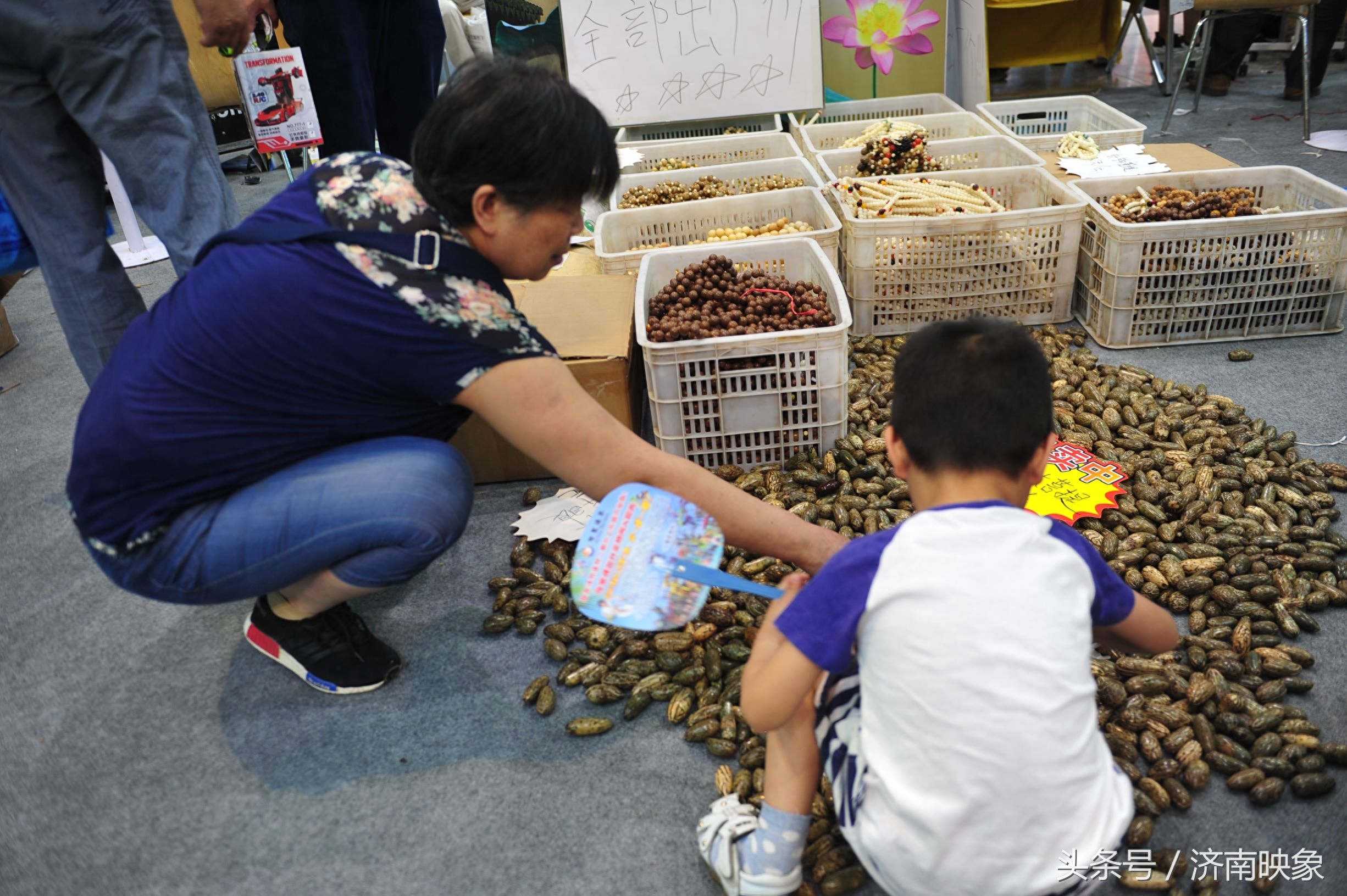 展会上千眼菩提1元一个，老板说这样也有得赚！